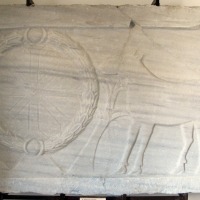 Maestranza ravennate, frammento con raffigurazione simbolica, da pluteo o sarcofago, VI sec - Sailko