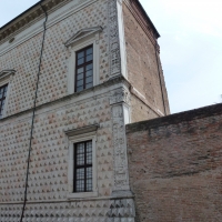 Palazzo dei Diamanti 2 - Eliocommons