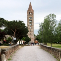Pomposa, campanile del 1063, 01 - Sailko - Codigoro (FE)