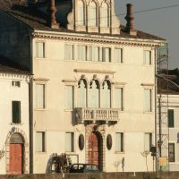 Riviera Cavallotti, Palazzo del Vescovo - Samaritani