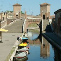 Ponte dei Trepponti con barche - Baraldi - Comacchio (FE)