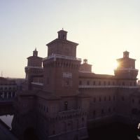 castello estense visto dai tetti - zappaterra