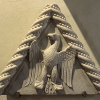 Aquila araldica con vecchio stemma di borso d'este, xv secolo - Sailko