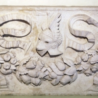 Festone, da piazza ariostea, , 1490-1505 ca. 01 - Sailko