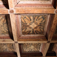 Casa romei, studiolo, soffitto con casettoni lignei decorati da xilografie su carta incollate, attr. a francesco del cossa 01 - Sailko