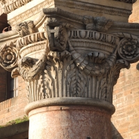Ferrara Palazzo Municipale – capitello - Zzzx
