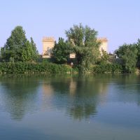 castello estense visto dal fiume - zappaterra