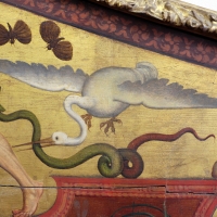 Pittore ferrarese, cassa di clavicembalo con grottesche a tema dionisiaco, 1550-1600 ca. 04 cicogna e drago - Sailko