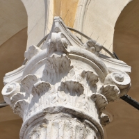 Palazzo Municipale (Ferrara) - Scalone d'onore - capitello - Nicola Quirico