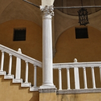 Palazzo Municipale (Ferrara) - Scalone d'onore - colonna - Nicola Quirico