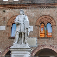 Cento... La statua del Guercino - Maraangelini