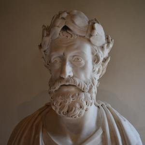 Busto Casa di Ludovico Ariosto 0 - Nicola Quirico