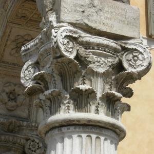 Capitello monumento Niccolò III Ferrara - Nicola Quirico