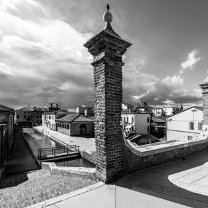 AZa001 "Centro storico di Comacchio Vista da Trepponti" - Vanni Lazzari