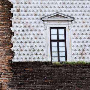 Palazzo dei Diamanti (Ferrara) windows 0 - Nicola Quirico