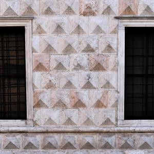 Windows palazzo Diamanti Ferrara 0 - Nicola Quirico