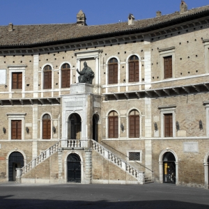 Palazzo dei Priori - Regione Marche