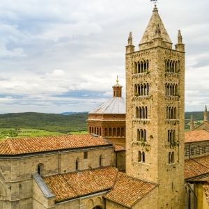 Cattedrale di San Cerbone, dettaglio dei tetti e del campanile - Massa Marittima - ENIT SpA