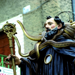 Festa dei Serpari (festa di San Domenico, patrono del borgo) - Regione Abruzzo