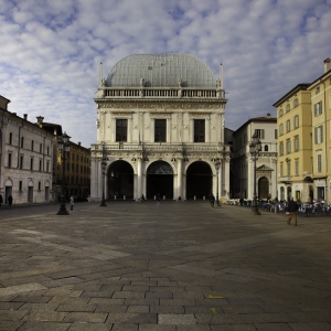 Piazza della Loggia - inLombardia
