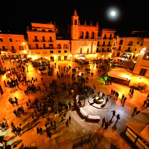 Piazza Mercantile di notte - Carlo Elmiro Bevilacqua