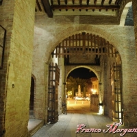 Castello di Formigine (l'ingresso visto da dentro ) - Franco Morgante - Formigine (MO)