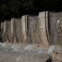 Fontana dei due fiumi - dettaglio - Luce&amp;amp;nebbia - Modena (MO)