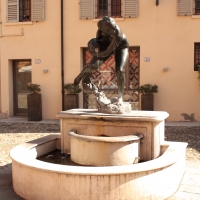 Fontana della Ninfa 3 - Luce&amp;amp;nebbia - Modena (MO)