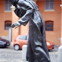 Dettaglio laterale della Fontana di San Francesco - Massimiliano Marsiglietti - Modena (MO)