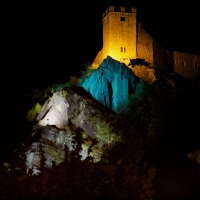 Castello di Sestola (vista notturna)
