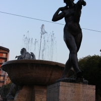 Fontana dei due fiumi &quot;Secchia&quot; Modena - BeaDominianni