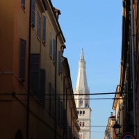 Scorcio torre Ghirlandina Modena - BeaDominianni