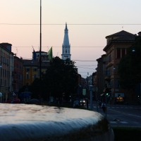 Torre Ghirlandina vista dalla Fontana dei due fiumi Modena - BeaDominianni
