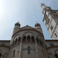 Duomo e Ghirlandina a Modena foto di Cristina Guaetta