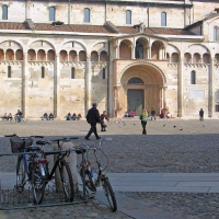 Emilia-Romagna-Modena Duomo Fianco by |Biancamaria Rizzoli|