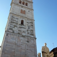 Torre Ghirlandina città di Modena - Cristinagiosele