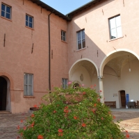 Castello di Spezzano di Fiorano Modenese, cortile interno, Cinzia Malaguti - Cinzia Malaguti - Fiorano Modenese (MO)
