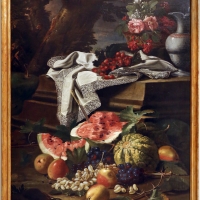 Cristoforo munari, natura morta con cesto di fiori, brocca di porcellana cinese e frutta, 1706 ca - Sailko - Modena (MO)