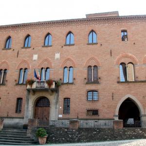 Palazzo Comunale (Castelvetro di Modena) 01 - Mongolo1984