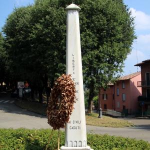 Monumento ai Caduti (Castelvetro di Modena) 02 - Mongolo1984