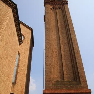 Campanile della chiesa dei Santi Senesio e Teopompo (Castelvetro di Modena) 01 - Mongolo1984