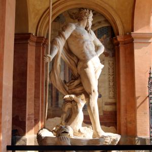 Palazzo Ducale (Sassuolo), statua della facciata 09 - Mongolo1984