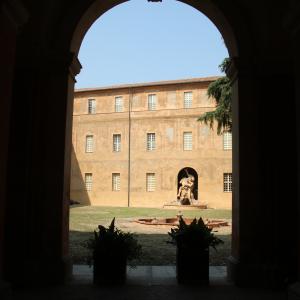 Cortile d'Onore (Palazzo Ducale, Sassuolo) 06 - Mongolo1984
