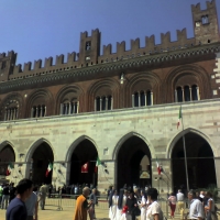 Facciata del palazzo dei mercanti - Manuel.frassinetti - Piacenza (PC)