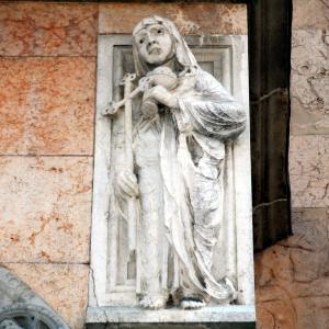 Duomo (Piacenza), portale centrale 01 by Mongolo1984