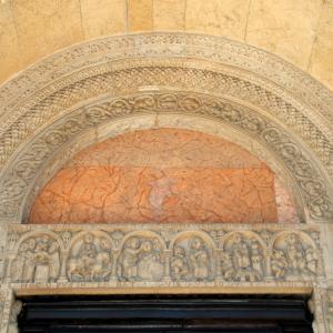 Duomo (Piacenza), portale destro, archivolto 01 by Mongolo1984