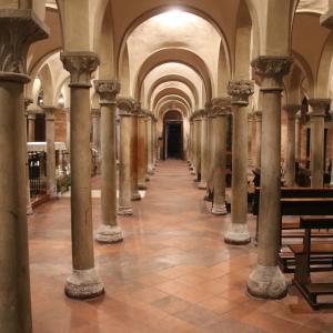 Duomo di Piacenza, cripta 32 - Mongolo1984