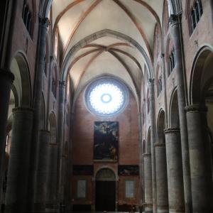 Duomo di Piacenza, interno 01 - Mongolo1984
