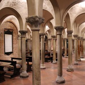 Duomo di Piacenza, cripta 07 by Mongolo1984