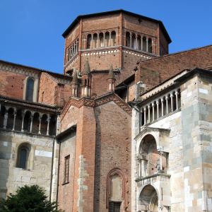 Duomo di Piacenza, esterno 05 - Mongolo1984